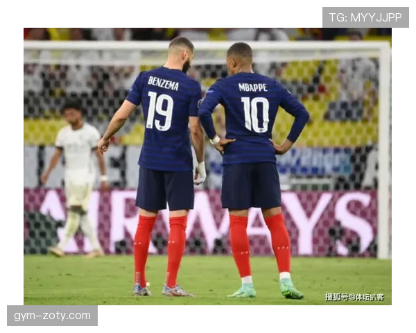 姆巴佩右路强突如何主导关键战进攻走势